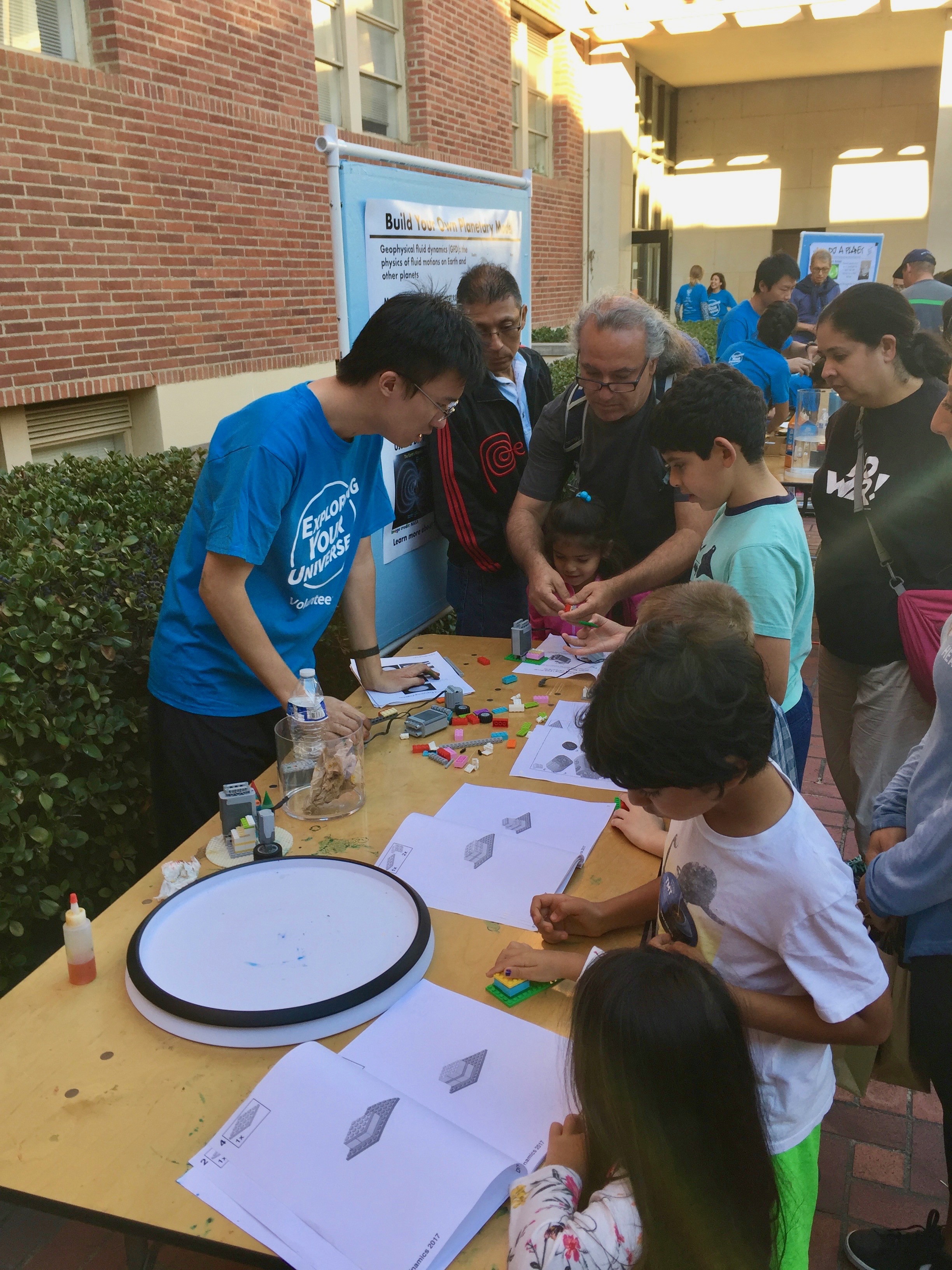 Norris helping kids build their own tables